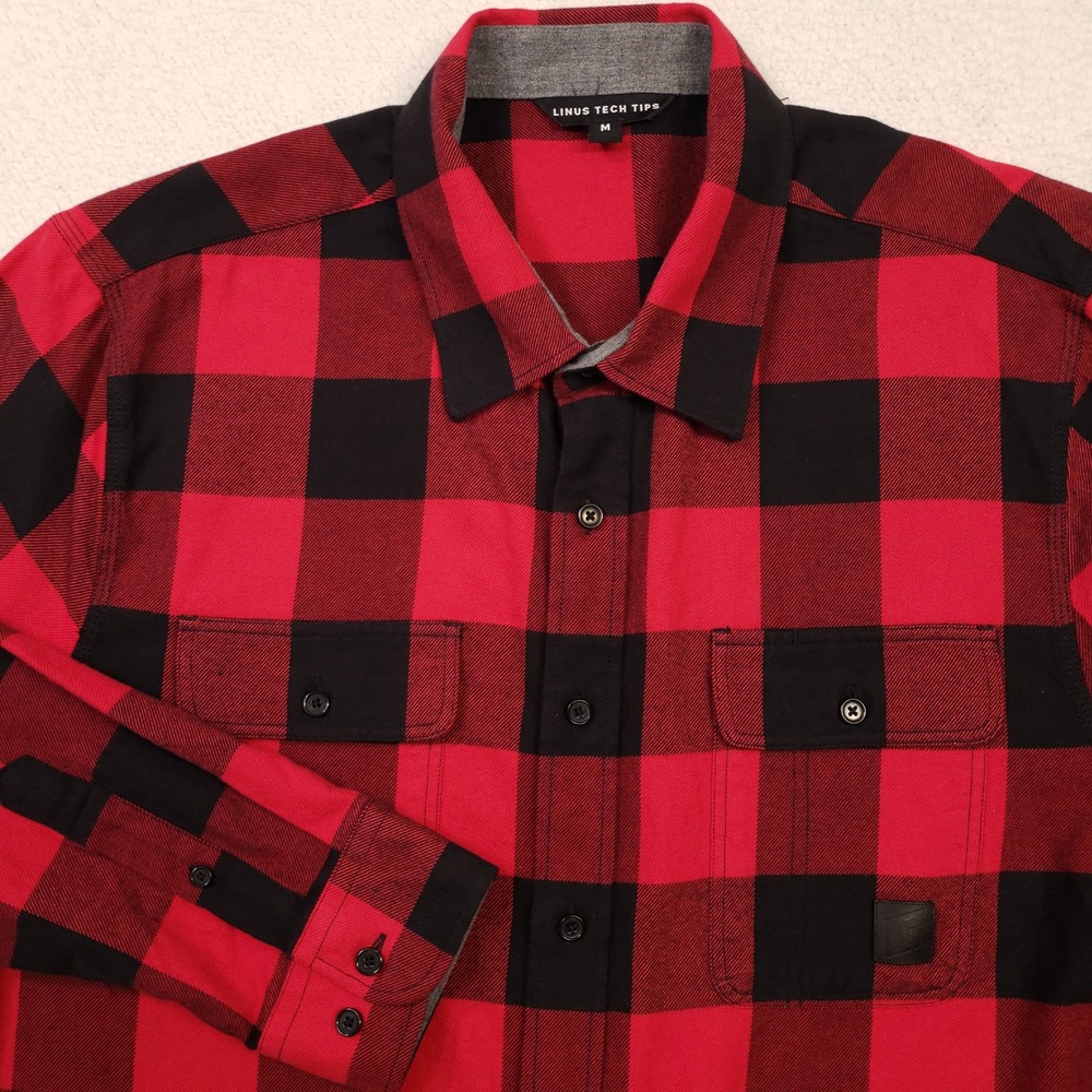 Linus Tech Tips Flannel Button Up Shirt Men Medium Red Black Buffalo Plaid LTT